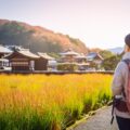 旅行をしているイメージ
